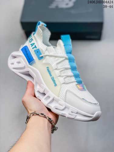 New Balance 新百伦 新款拼色舒适新款 原档案开发开发纸版楦型，原装4层组合独立私模大底长青之王”荣耀回归透气飞织鞋面 缓震高弹大低nb新百伦new