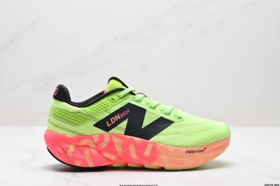 公司级新百伦new Balance Nb Fresh Foam Evoz V2舒适耐磨低帮跑步鞋 实拍首发受到fresh Foam1080舒适骑行的启发 Evo
