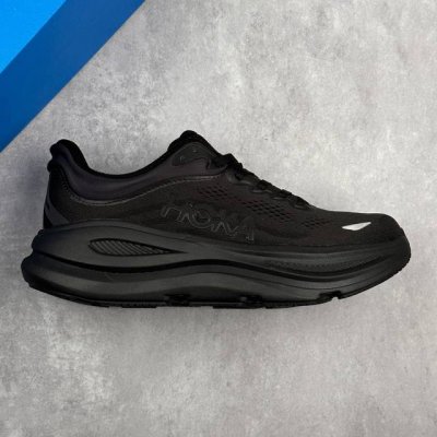 本地260 核心私 公司级小红书推荐Hoka M Clifton 9 全新配色 低帮轻量户外越野休闲运动慢跑鞋 这个品牌来自于新西兰的毛利语，Hoka表示大地，