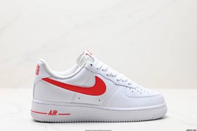 公司级Nike Air Force 1‘07 原楦头原纸板 打造纯正低帮空军版型 专注外贸渠道 全掌内置蜂窝气垫 原盒配件 原厂中底钢印、拉帮完美 货号:Fj4