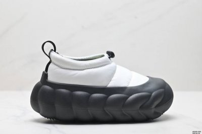 公司级crocs卡骆驰 Overpuff Shorty 时尚潮流低帮 生活休闲鞋 大厂出品 私模研发 纯原用料 细节满分 质感无敌脚感惬意舒适软硬适中 时尚兼顾