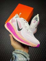 b Nike Vomero 18X 轻盈跑鞋 公司级顶级版本 Nike Vomero 18 舒适百搭防滑耐磨 低帮 休闲跑步鞋男女同款 货号：Hm6804 10
