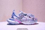公司级Balenciaga 巴黎世家 采用环保再生超纤革与网眼织物鞋面材质 原鞋一致重度做旧效果 ，全原装Eva环保去臭环型鞋垫，全新开发5层私模,搭载轻量发泡