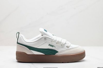 公司级Puma年度王炸单品 Puma彪马Park Lifestyle Og 低帮 蕾哈娜联名面包鞋男女同款复古休闲 板鞋 货号:397495-02 尺码:36