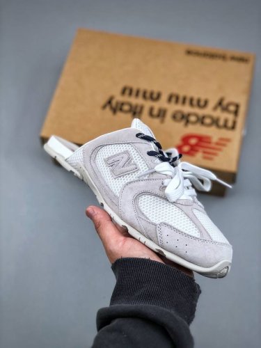 350支持放店 Miumiu缪缪 X New Balance Nb530 情侣款 休闲 运动鞋 阿甘鞋 德训鞋 原版开发 经典Nb530运动鞋中汲取灵感推出了自