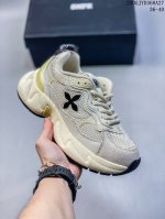 louis Vuitton 路易威登 广东原产 采用皮革鞋面材质 内里全小羊皮打造及去味海玻璃脚垫 外置耐磨橡胶大底全新Lv路易威登Louis Vuitton