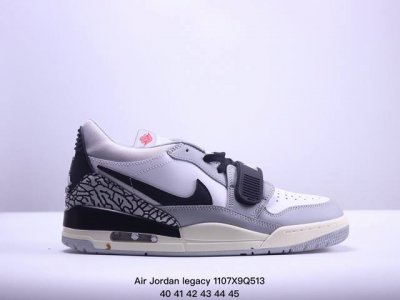 Air Jordan legacy 312 乔丹篮球鞋系列 号称 “最强三合一” 的Jordan Legacy 312，自然有着杂交结合的设计，它的名字就展现出
