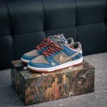 核心私 Nike Dunk 全套原楦原模倾力打造完美版型 独家原厂航空铝磨具打磨大底 鞋头坡度极致还原 无解鞋型 原盒原配 圈内天花板工艺 原厂冲刀 超高清洁度