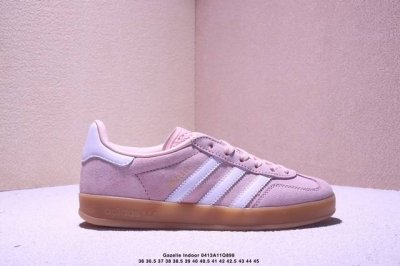 公司级Adidas Originals Gazelle Indoor 三叶草休闲防滑耐磨低帮板鞋 鞋头出色设计 塑就出众贴合感 稳固的后跟贴合足部曲线设计 软弹