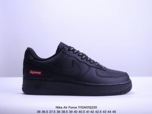 头层特价！！耐克 Nike Air Force 1 '07 Low 空军一号全黑高帮，柔软、弹性十足的缓震性能和出色的中底设计，横跨复古与现代的外型结合，造就出