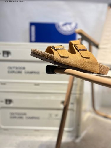 德国百年知名鞋履品牌 博肯Birkenstock Boston 勃肯半拖 搭配可调节鞋扣提升穿着舒适度 人体工学设计分散脚部压力 保护脚踝 偏大一码051751