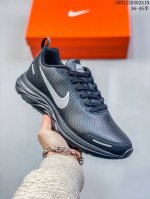公司级耐克nike Air Zoom Structure 23登月皮面系列 训跑练步鞋 内置zoom气垫 脚回感弹感受非常直接。 货号：Cz6720-006 尺