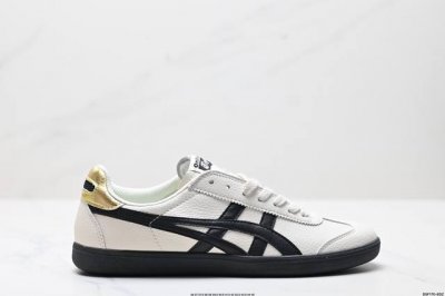 公司级亚瑟士 Onitsuka Tiger Tokuten 复古低帮休闲跑鞋 实拍首发 鞋跟 鞋舌处印有鬼塚虎特有的品牌Logo标志 提升品牌的认知度 柔软内里