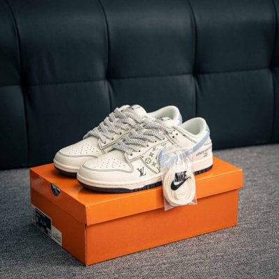 核心私 Nike Dunk 全套原楦原模倾力打造完美版型 独家原厂航空铝磨具打磨大底 鞋头坡度极致还原 无解鞋型 原盒原配 圈内天花板工艺 原厂冲刀 超高清洁度