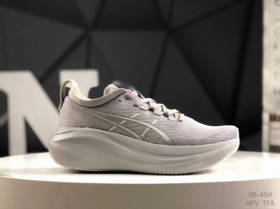 亚瑟士 Asics Gel-Nimbus 27 舒适防滑耐磨低帮休闲跑步鞋 鞋底采用了轻质发泡材料 并在后跟和前掌处采用了Asics亚瑟士核心科技-Gel缓震胶