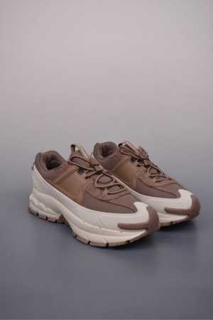 260 耐克Nike Zoom Vomero Roam 5 Roam 复古跑五代休闲运动慢跑鞋 简洁设计 功能性强 防水防撕裂鞋面 鞋带也改成了束绳设计 上脚 - 点击图像关闭