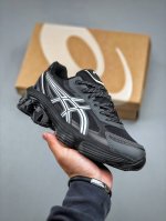 纯原版本 Asics Gel-Kinetic Fluent 亚瑟士运动休闲透气专业跑鞋 新一代缓震未来感跑鞋鞋面复杂的切割和银色细节极具前卫风格大底科技十足且独