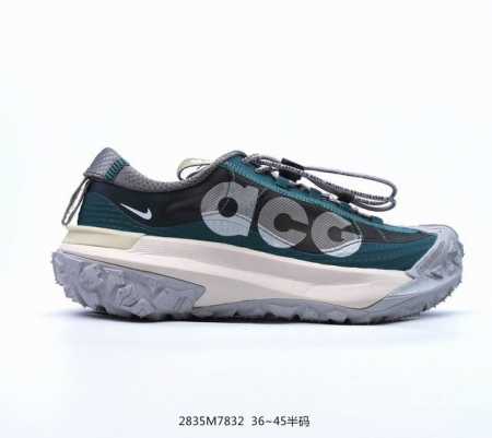 耐克 Nike Acg Mountain Fly 2 Low耐克户外登山鞋 山脉2代徒步跑鞋 男运动鞋 。采用匠心设计，打造耐穿迅疾风格，让你在沙漠、峡谷和深山 - 点击图像关闭