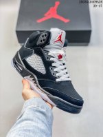 310 air Jordan 5 Retro "Black Metallic Reimagined" 高帮 2025复刻 黑银 系列 整体设计还原元年的风格，采