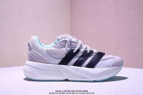 公司级Adidas Lightblaze 舒适防滑 新款阿迪达斯低帮跑步鞋 极致轻盈的Lightweight Upper设计 带来近乎裸足的舒适体验 中底采用尖