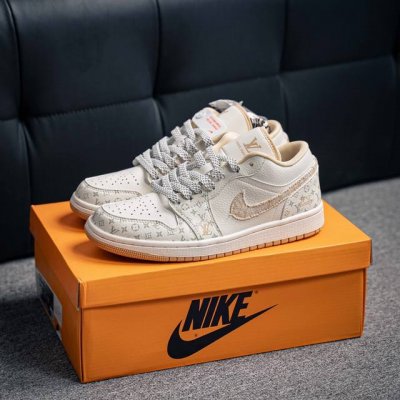 Air Jordan 1 乔丹篮球鞋男女潮流板鞋 货号：Sj9950 004 尺码：36 36.5 37.5 38 38.5 39 40 40.5 41 42