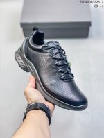 Ecco爱步 广东原版透气 配备原版三件套 防尘纸 高弹大底 全头层牛皮 新款百搭休闲款 纯手工制成 鞋面走线工整 清晰质感 原单品质 拼接运动透气网布 采用E