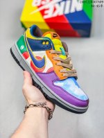公司带半码 耐克nike Sb Dunk Low 扣篮系列复古低帮休闲运动滑板板鞋。采用脚感柔软舒适zoomair气垫，有效吸收滑板等极限运动在落地时带来的冲击