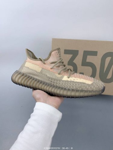 Yeezy 350 Boost V2 Reverse Oreo 外贸客户指定订单 进口原织面纯 #原织面精针织机，进口反光针织面料 #顶级Boost 满钉大底