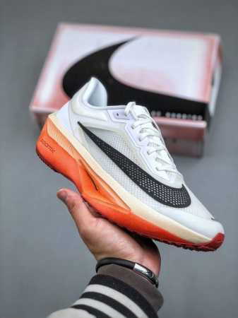 230 Nike Zoomx Invincible Run Flyknit 6 轻量跑鞋飞织低帮休闲运动慢跑鞋 厚底增高 老爹鞋 此鞋专为短跑运动员而生 是为 - 点击图像关闭