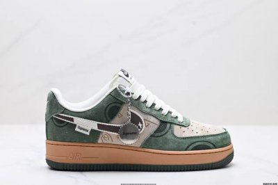380 公司级Nike Air Force 1‘07 原楦头原纸板 打造纯正低帮空军版型 专注外贸渠道 全掌内置蜂窝气垫 原盒配件 原厂中底钢印、拉帮完美 货号