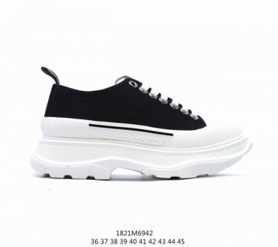 Alexander Mcqueen 亚历山大麦昆 松糕鞋厚底增高帆布鞋 官方同步发售 #鞋面定制原版军用级别帆布面料，面料不拉手、过水性强、很密实 种面料高稳定