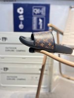 Louis Vuiton Lv 路易威登 春夏最新爆款魔术贴系列情侣款厚底拖鞋 代购级别稀品 鞋面：Lv进口5D打印，牛皮内里 大底：原版开模大底Qd70 6#