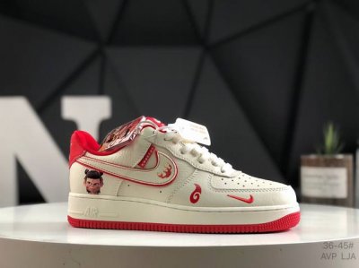 300 公司级带半码Nike Air Force 1 '07 Low 空军一号 低帮 运动鞋 休闲鞋 折边针车 工艺难度大 原楦头原纸板 原装鞋盒 定制五金配件