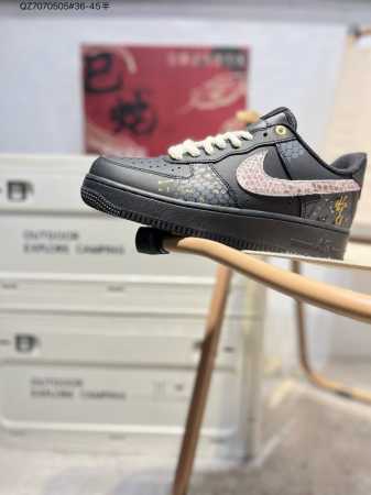 170 蛇年限定# 耐克 Nike Air Force 1 '07空军一号 百搭休闲运动板鞋。柔软、弹性十足的缓震性能和出色的中底设计，横跨复古与现代的外型结合 - 点击图像关闭