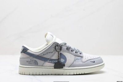 公司级耐克Nike Dunk Low 扣篮系列 复古低帮休闲运动滑板板鞋 采用脚感柔软舒适Zoomair气垫 有效吸收滑板等极限运动在落地时带来的冲击力 为街头