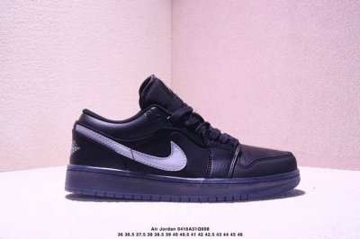 公司级Air Jordan 1 Low Aj1乔1低帮休闲板鞋 同步官方配色 官方货号:Hv5968-001 尺码:36 36.5 37.5 38 38.5 3