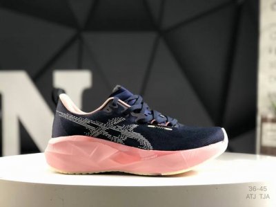 170 gel-Venture 5 系列城市休闲运动跑步鞋时尚复古男女鞋 老爹鞋 gel- Venture6跑鞋是越野跑者的多功能选择。专为喜欢户外运动的人士设