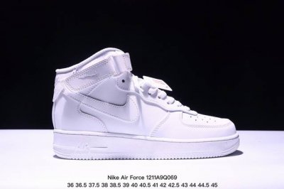 Nike 耐克 二层皮 原楦原纸板开发版型，采用硬质荔枝纹牛剖皮革鞋面材质，内置全掌air Sole气垫有型复古，经典耐克nike Air Force 1 Mi