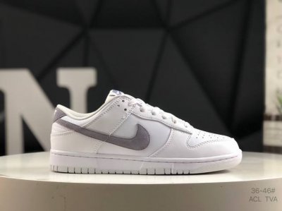 真标带半码 耐克 Nike Dunk Low耐克 低帮滑板鞋 纯原生产线！头层带芯片！打造市面Dunk Sb系列标杆！全套原厂纸板，原楦头，唯一越南进口贝利皮！