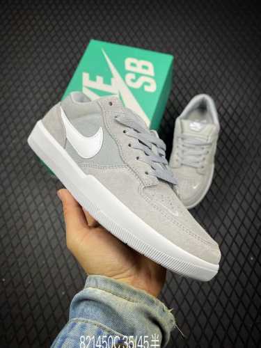 C Nike Sb Force 58 Grey White 全新配色 近日，两款全新 Nike Sb Force 58 鞋款首度曝光并释出官图。两双鞋均采用黑白