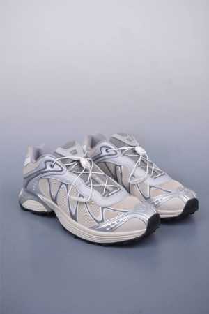 法国户外品牌-萨洛蒙 Salomon Xt-Whisper Sandy Liang 探索者系列 纯原版本 潮流越野机能户外休闲运动跑步鞋 采用透气网布与防护皮革 - 点击图像关闭