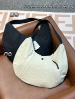 本地自取230 L/U L/U 露 Pleated Shoulder Bag合集细节