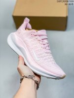 公司级nike Zoom React Infinity Run Fk 4 马拉松机能风格运动鞋 实拍首发 #鞋款搭载柔软泡绵，在运动中为你塑就缓震脚感。设计灵感