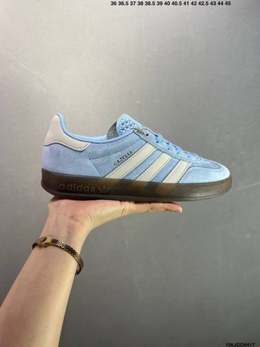 Adidas Gazelle Indoor Trainers 羚羊内训系列低帮复古德训风百搭休闲运动板鞋“浅蓝水蓝焦糖底”Ji2717 尺码：36-45 半 I