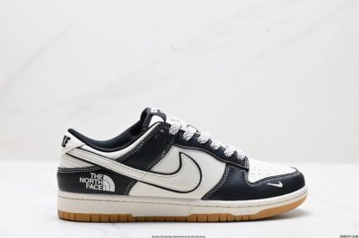 公司级Nk Dunk Low Retro “Diy高端定制” 低帮休闲运动板鞋 原装头层材料 用料绝不含糊 独家版型蒸餾加工帶來的是更好的视觉和脚感体验 清洁度