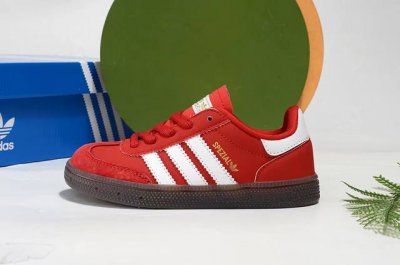 ad德训三代新款Size：24-37码 爱惨了德训系 新工艺新配色 优质皮料拼接，质感满满松紧带魔术贴 耐磨防滑大底，脚感超赞.