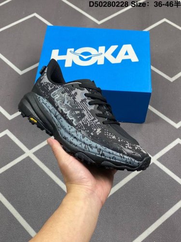 公司级 Hoka One One Speedgoat 6 飞速羚羊6 飞速羚羊系列的第六代越野跑鞋男女士运动鞋，鞋款采用动态鞋面与内部支撑系统，并搭载Hoka久