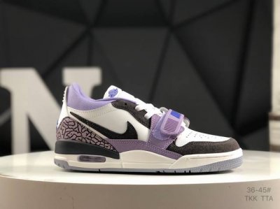 140 air Jordan Legacy 312 乔丹篮球鞋系列 号称 “最强三合一” 的 Jordan Legacy 312，自然有着杂交结合的设计，它的名