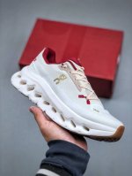 300支持放店 On昂跑 Cloudtilt 蛇年限定版 舒适防滑耐磨 低帮 休闲跑步鞋 男款 象牙白色 男女鞋真标半码制原数据开发纸版楦型采用人体工程超薄透气