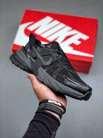 Nike Wmns V2K Runtekk Low”Pink Metallic“复古潮系列未来复古老爹风百搭休闲运动慢跑鞋原楦原纸版开发版型，采用太空革组合呼吸 - 点击图像关闭